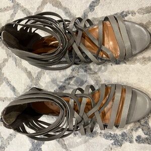 Hinge strappy sandals - cool and comfortable!